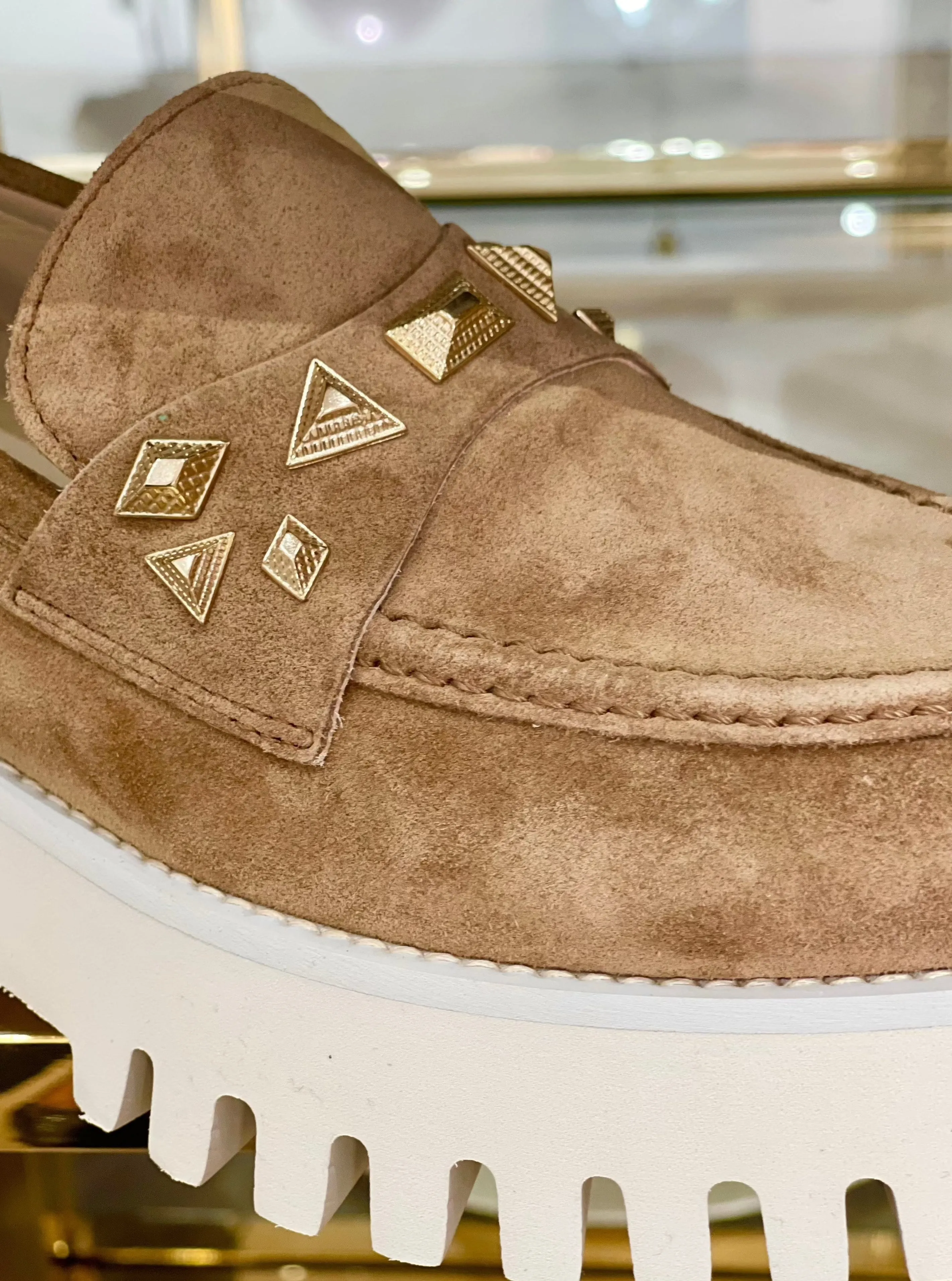 ALPE Camel Suede Chunky Loafer