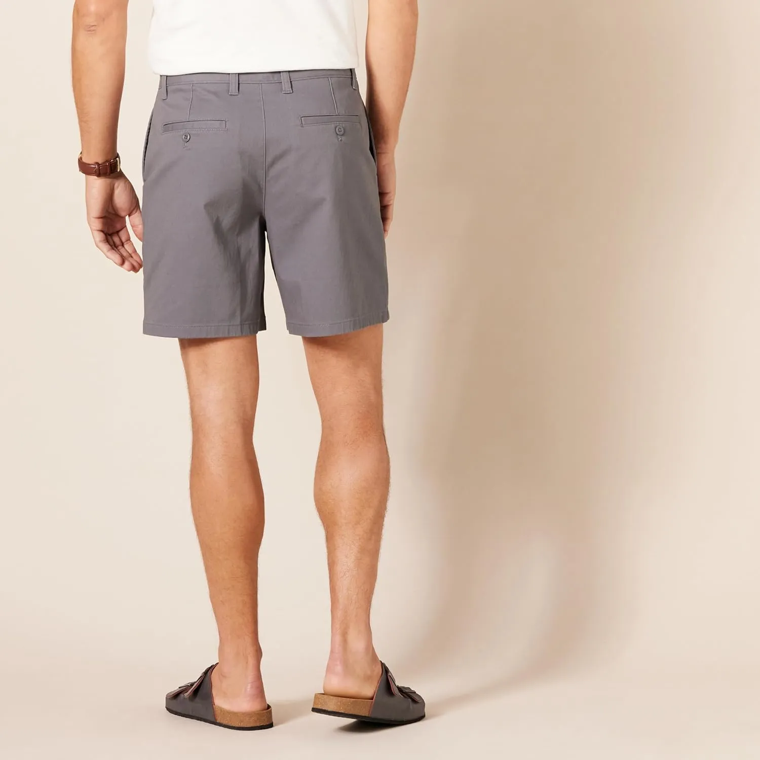Amazon Essentials Men's Classic-Fit 7" Comfort Stretch Chino Short