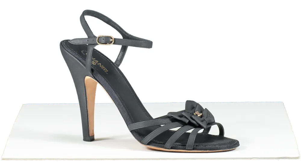 Chanel Black Leather Peep Toe CC LOGO Bow Detail Sandals UK 8 EU 41 