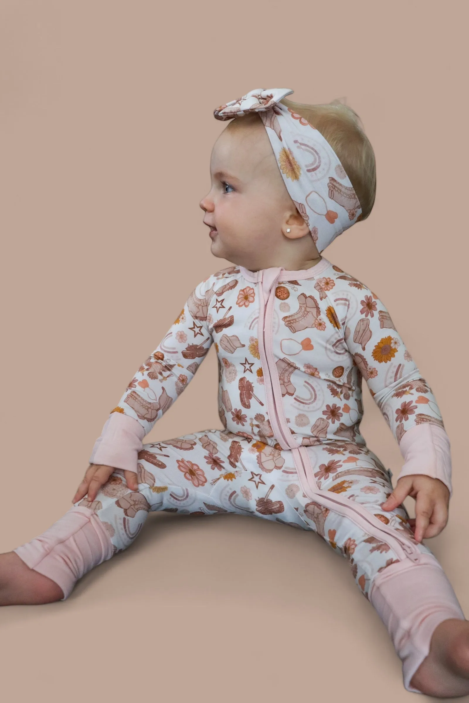 FLOWERS AND BOOTS DREAM ROMPER