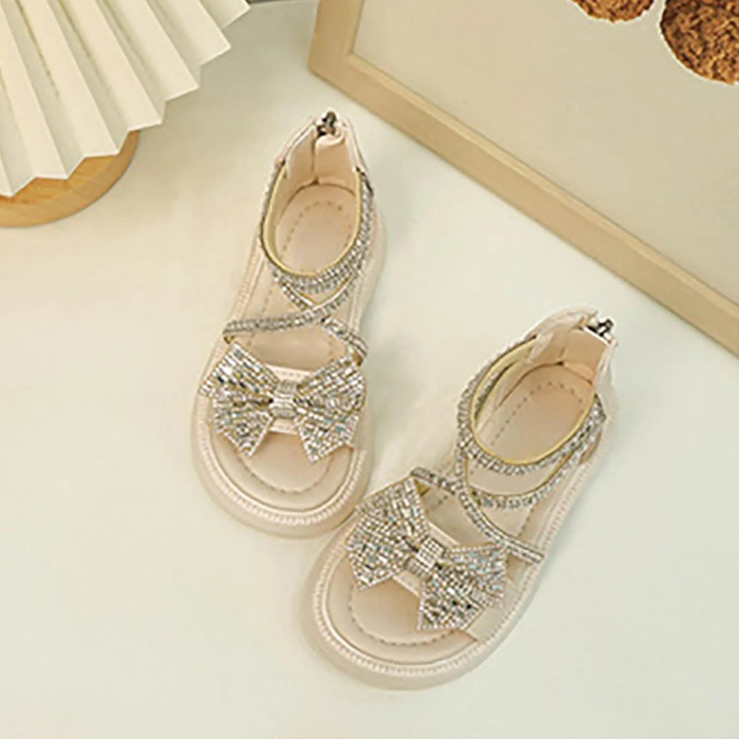 Girl's Rhinestone Gladiator Sandals Sparkly Cute Bowknot Open Toe Princess Sandals with Zipper Kids Beach Roman Shoes