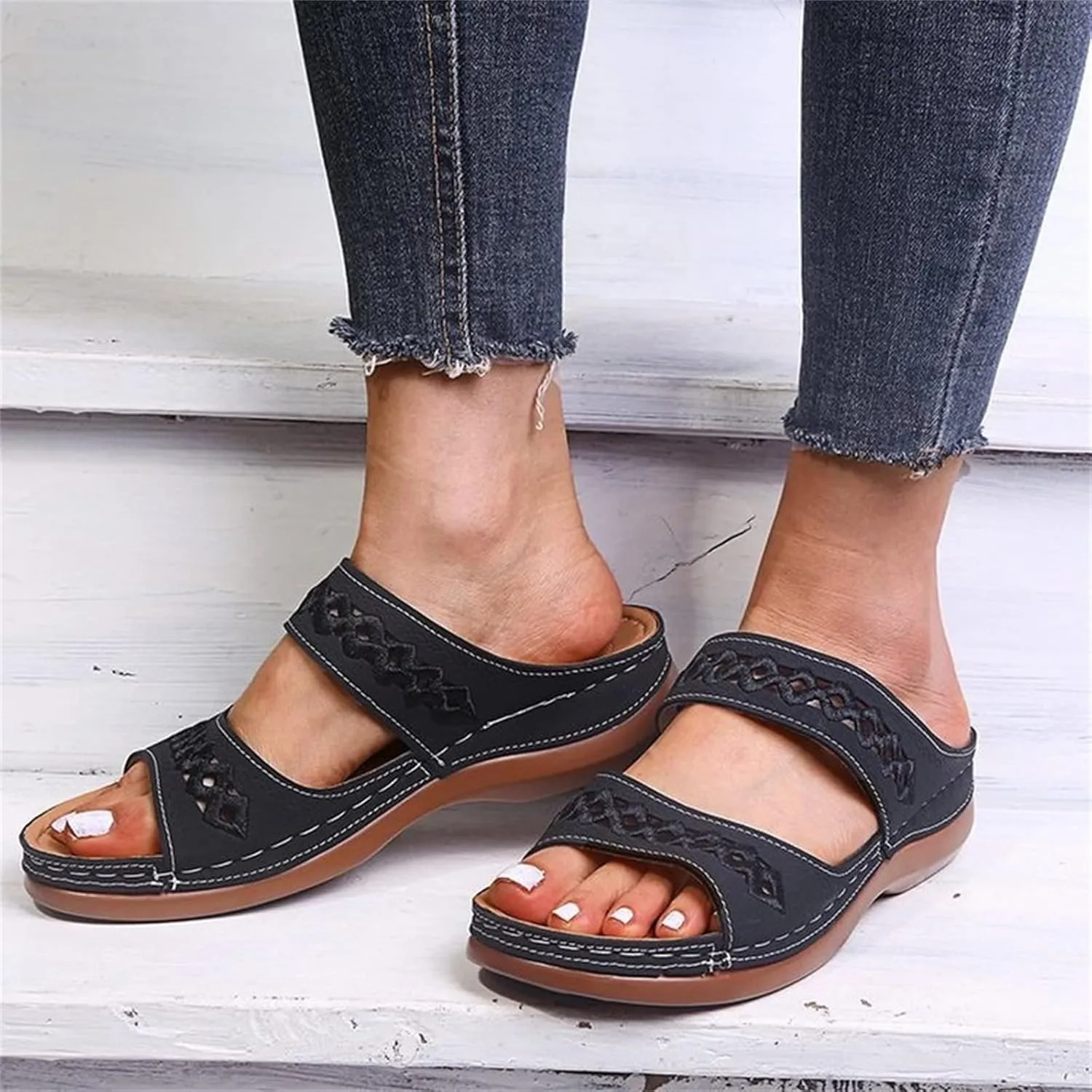Ladmiple Womens Sandals Comfortable Arch Support Orthotic Flip Flops Dressy Summer Cute Orthopedic Slides Walking Shoes 2024