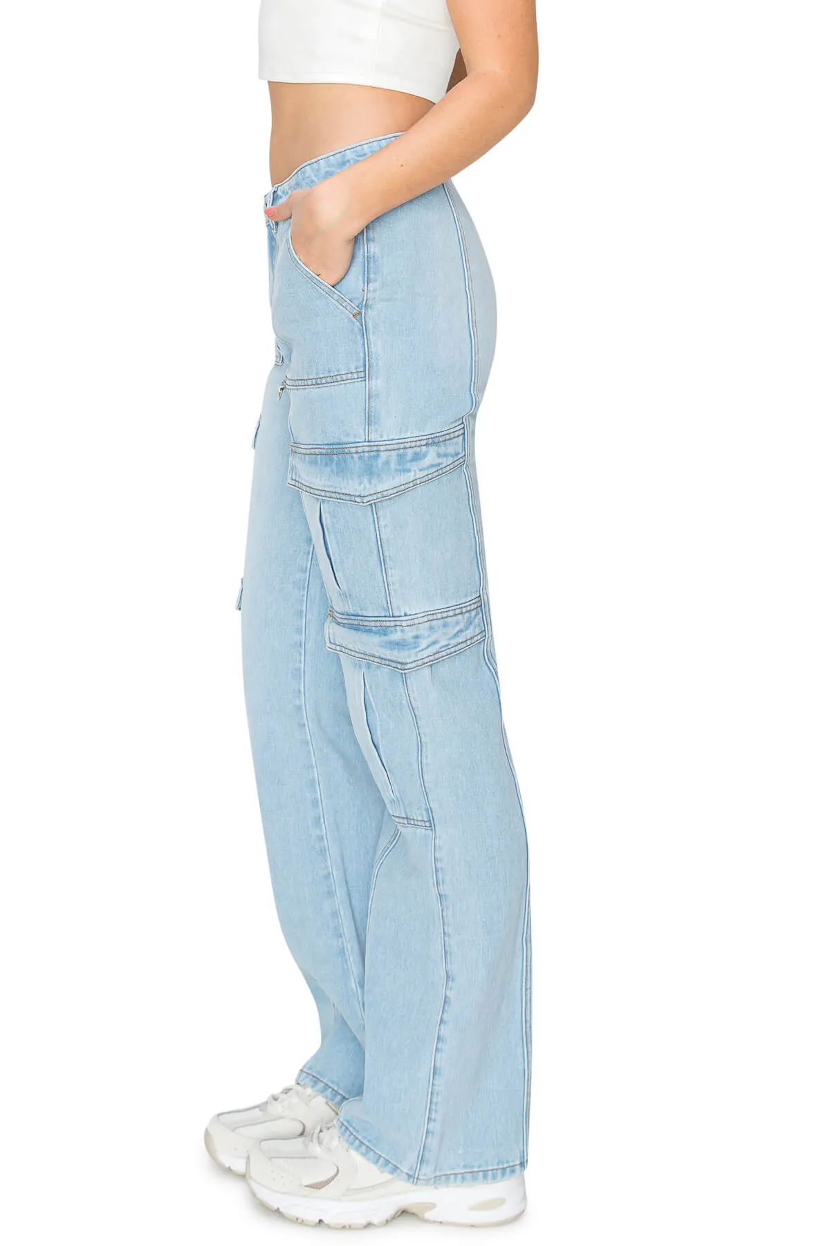 Low Rise Flared Leg Cargo Jeans - Light Wash