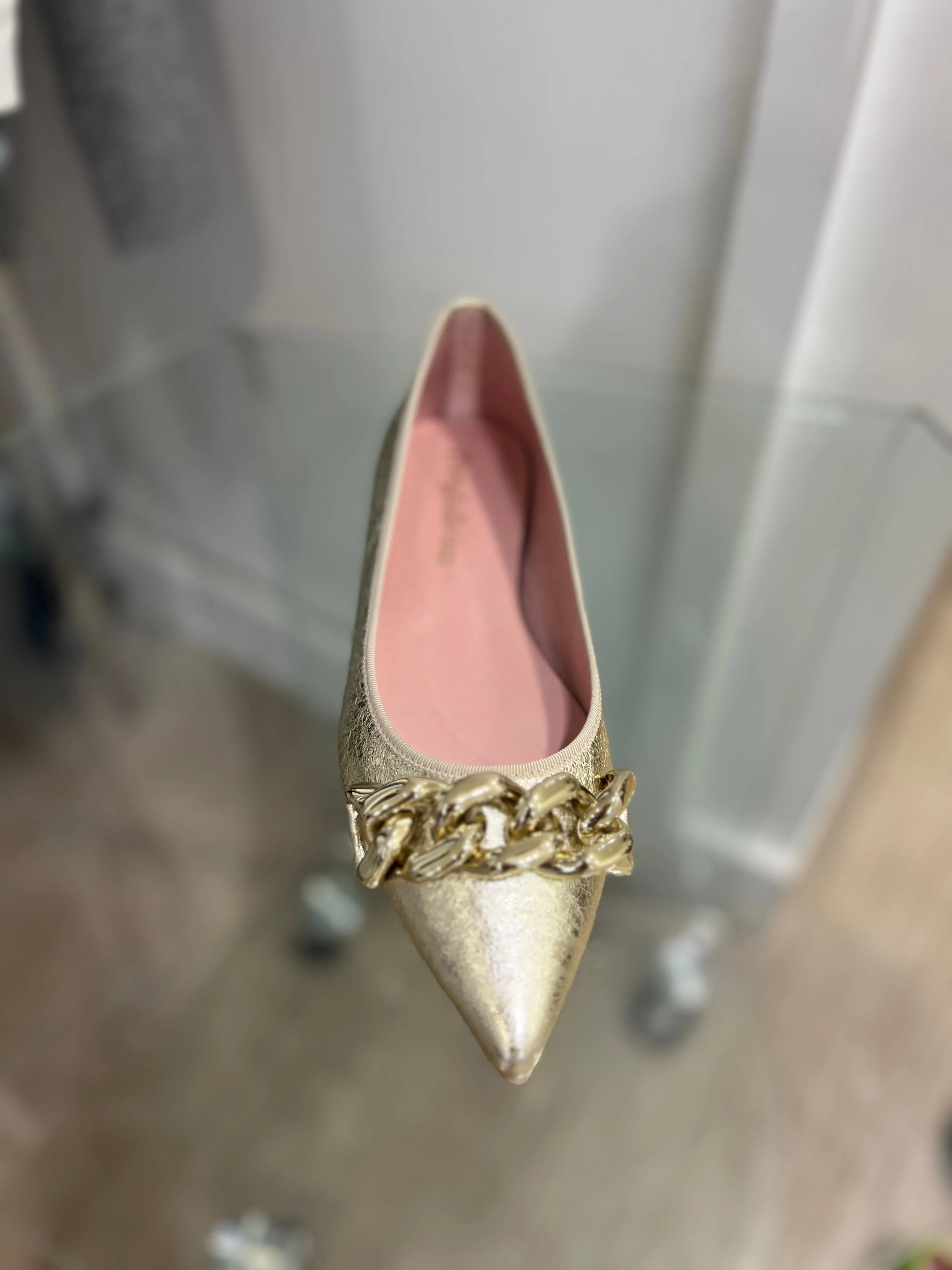 Pretty Ballerinas Chandra Tino in Gold