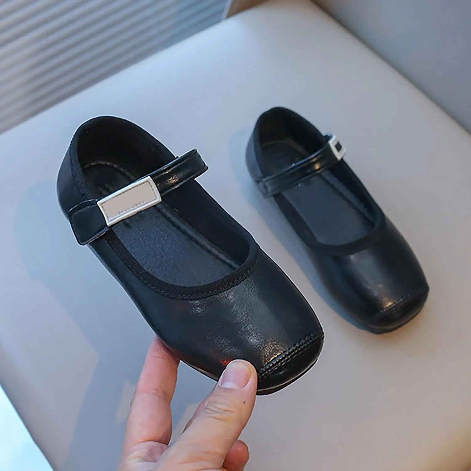 PU Leather Ballet Flat for Girls Wedding Part School niform Mary Jane Shoes Little Kid Baptism Plush House Slipper