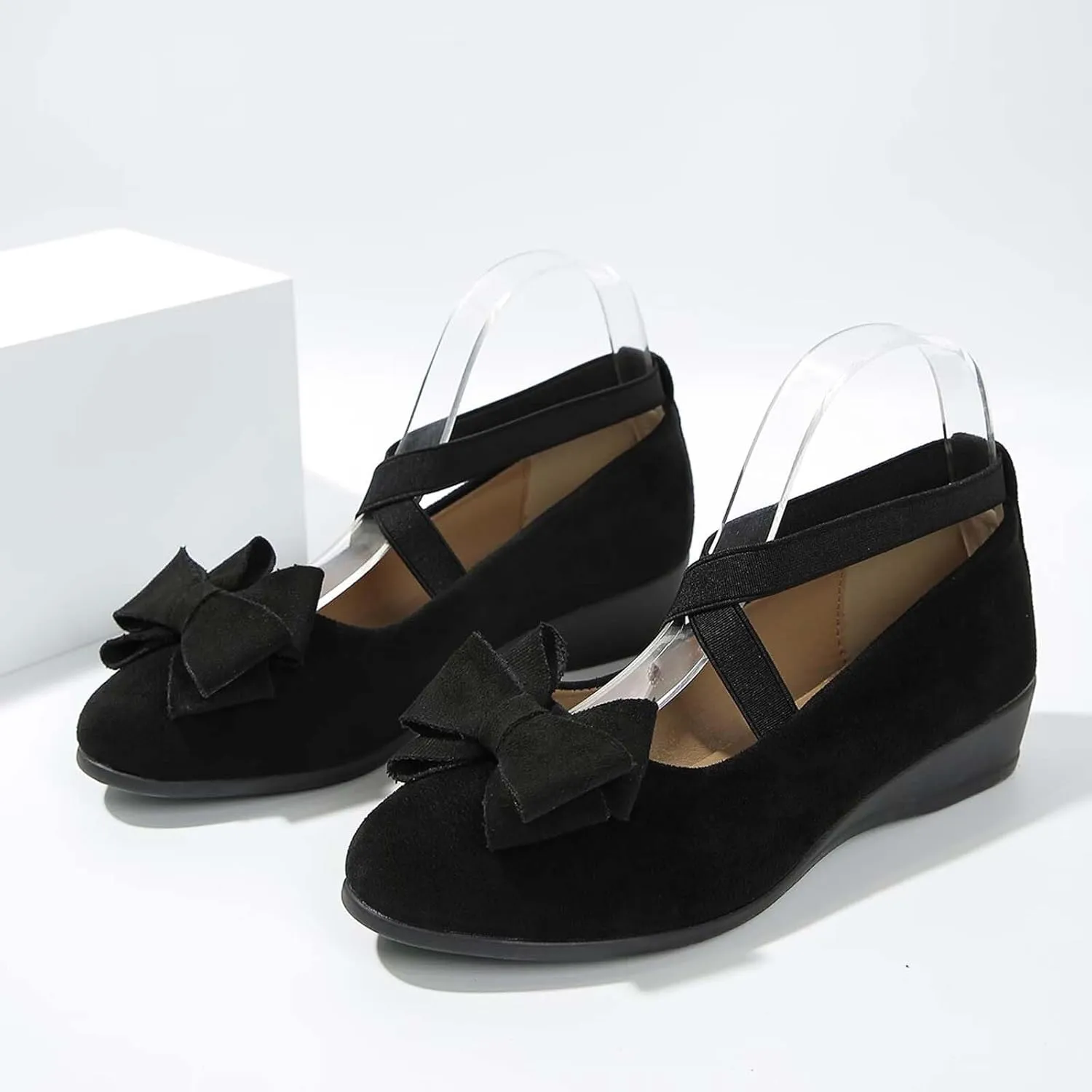 Women's Ballet Flats Pointed Toe Slip-On Shoes with Wide Fit Lightweight Summer Dance Shoes for Dresses, Sports & Casual Outings