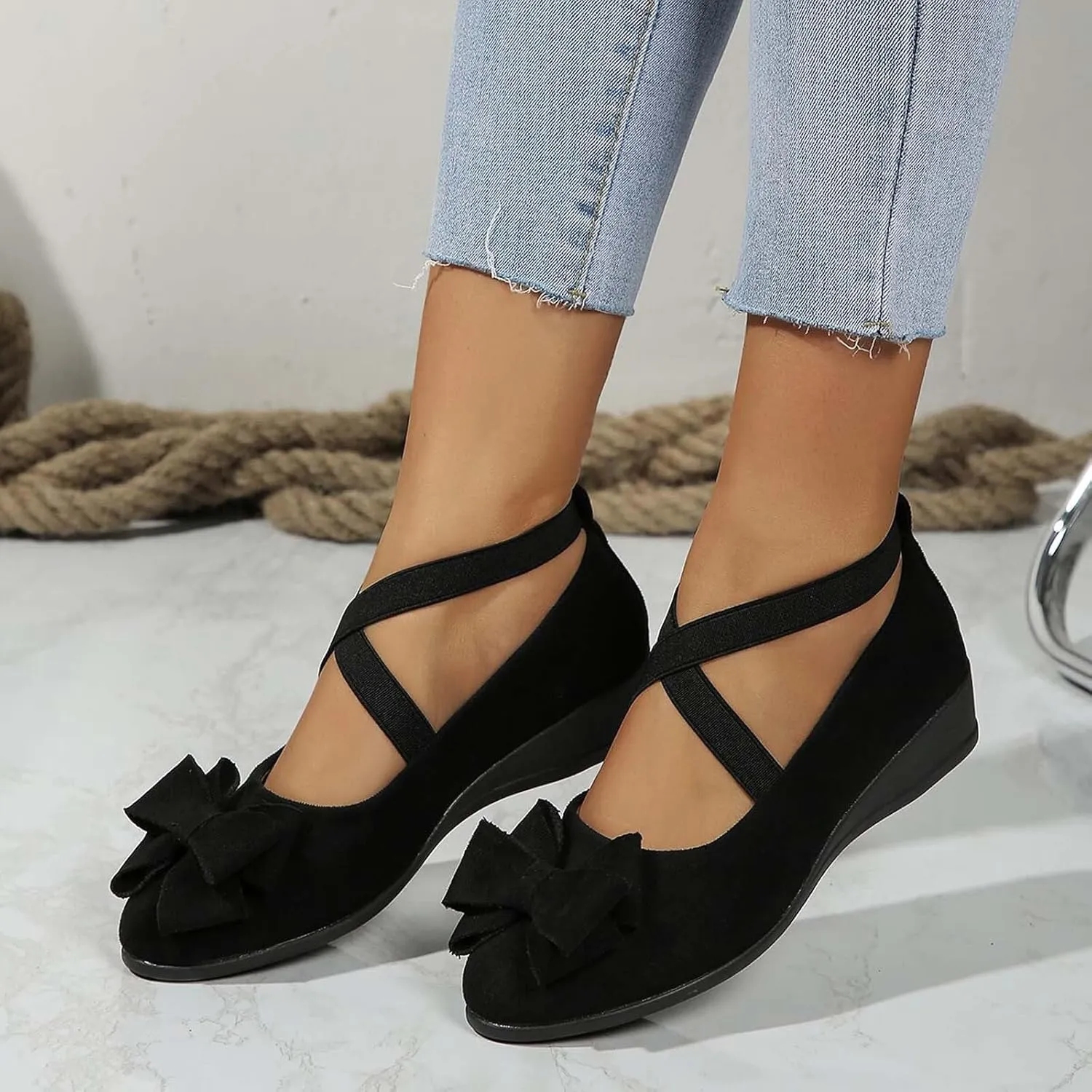 Women's Ballet Flats Pointed Toe Slip-On Shoes with Wide Fit Lightweight Summer Dance Shoes for Dresses, Sports & Casual Outings